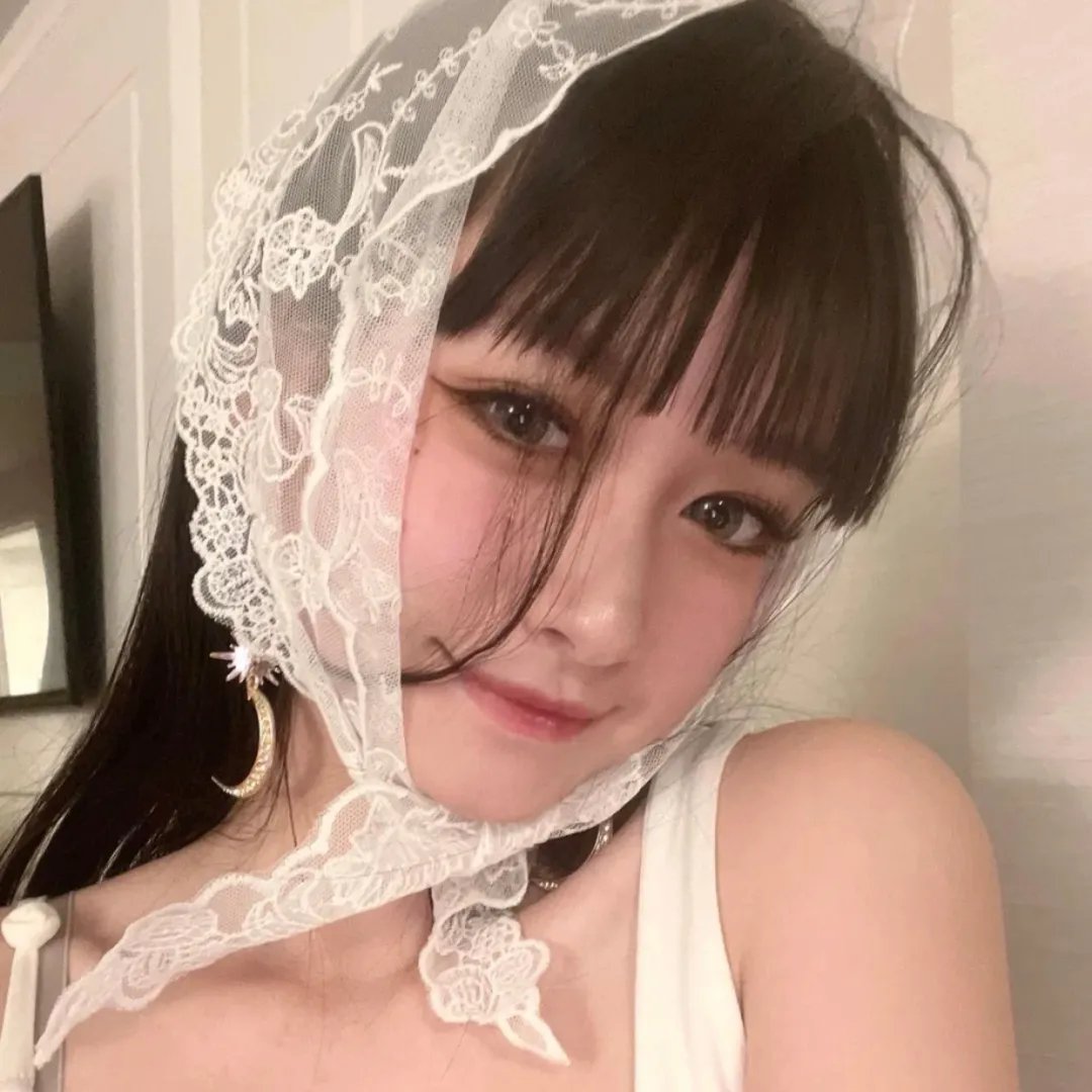 男人与婴儿